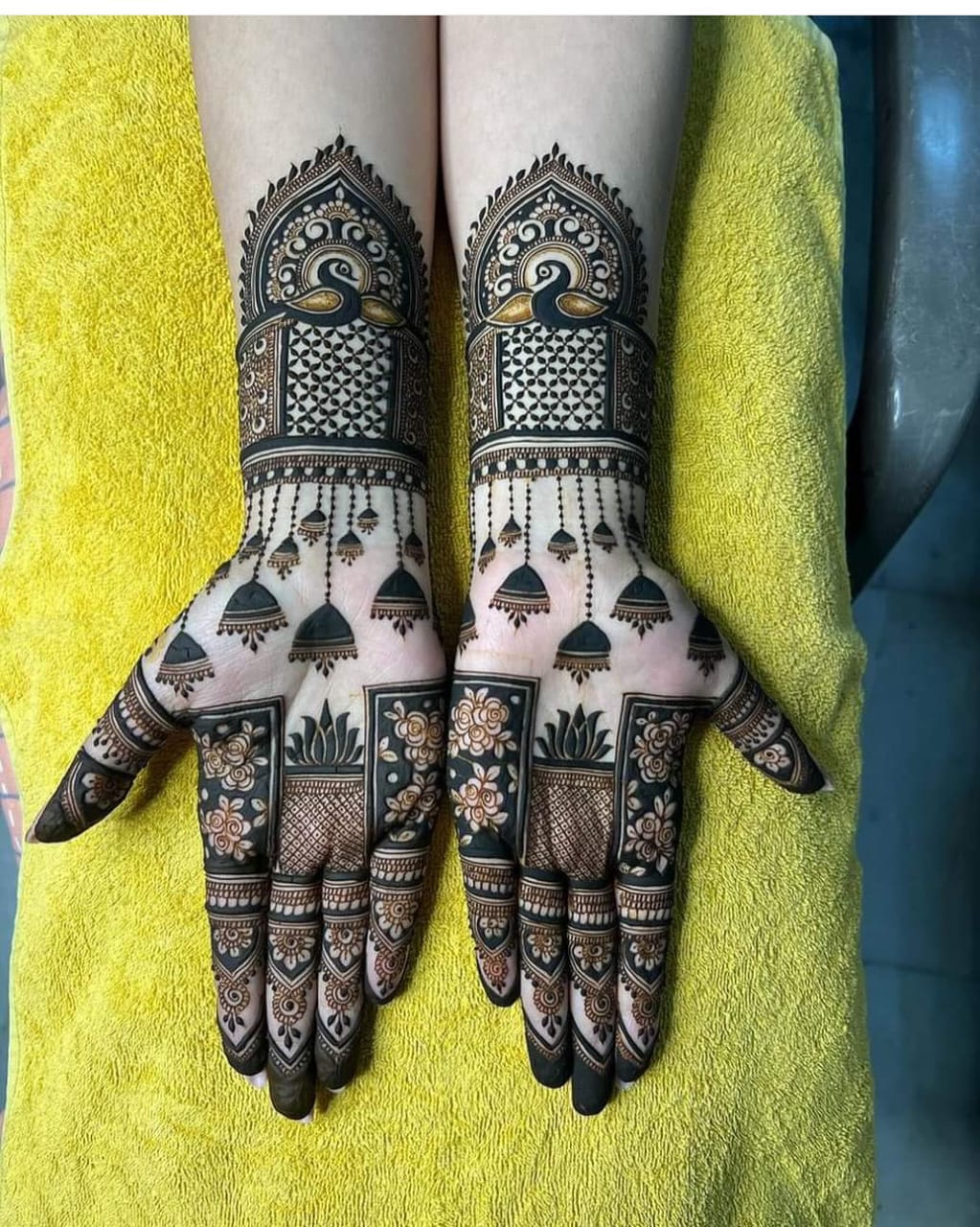 mehandi artist in hyderabad